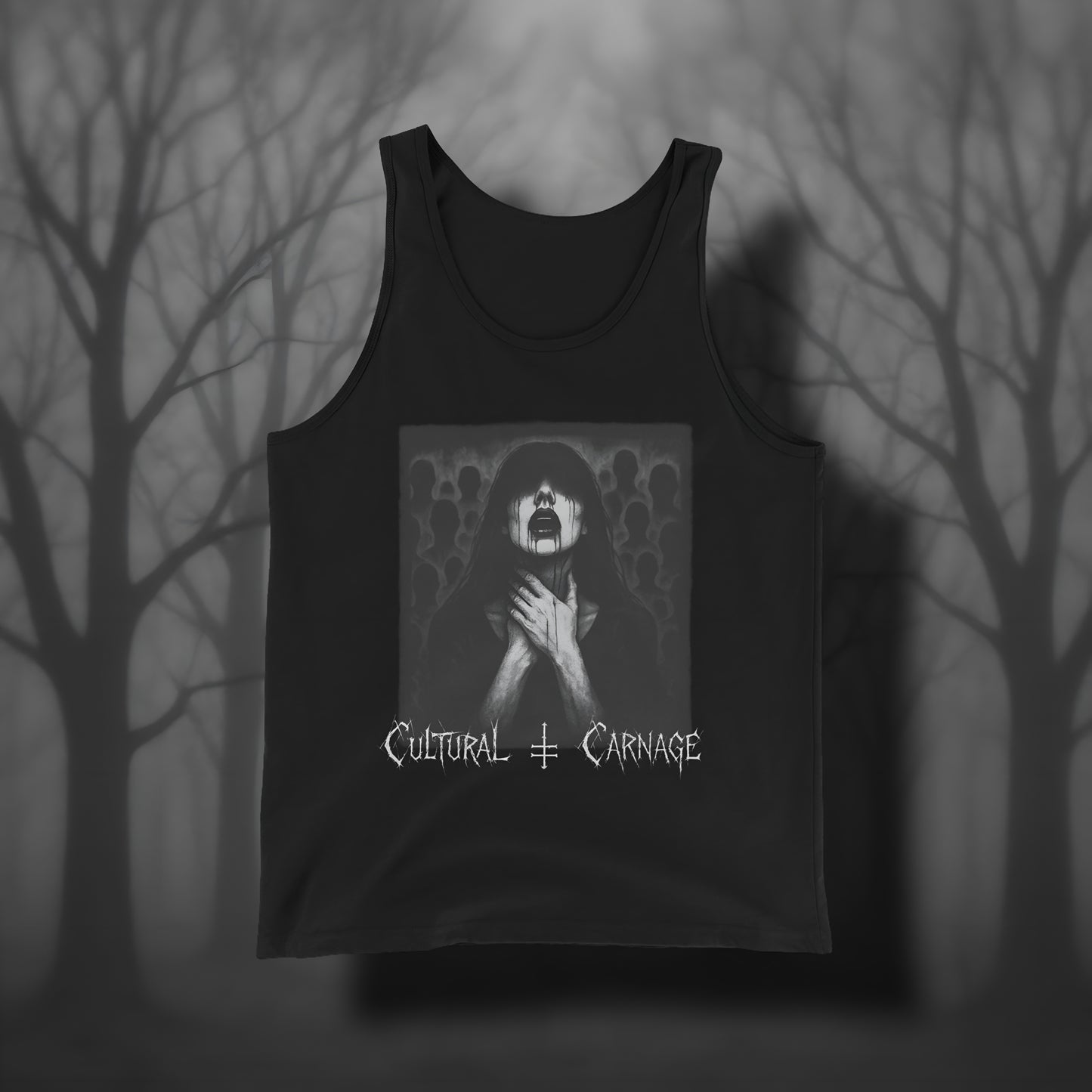 Schwarzes Gothic Tanktop mit düsterem Frontprint: Frau mit langen, dunklen Haaren und blutigem Mund, die sich den Hals hält, im Hintergrund schemenhafte Menschenmengen. Weißer Schriftzug "Cultural Carnage" darunter
