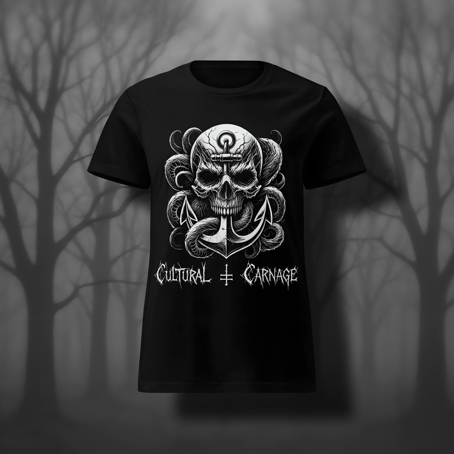 Schwarzes Damen Gothic T-Shirt mit düsterem Frontprint: großer Totenschädel mit Rissen, umgeben von Tentakeln, mit einem Anker durchdrungen. Weißer Schriftzug "Cultural Carnage" darunter