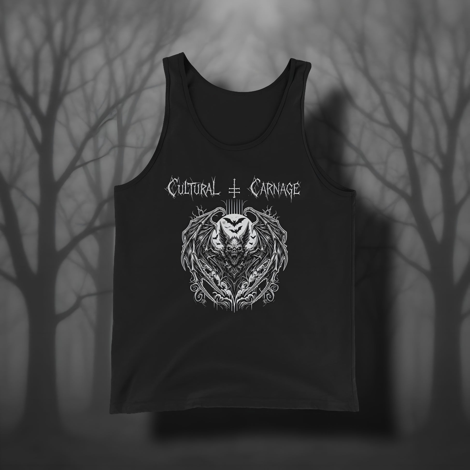 Schwarzes Gothic Tanktop mit düsterem Frontprint: dämonische Fledermaus, eingerahmt von ornamentalen Mustern, weitere Silhouetten von Fledermäusen im Vollmondlicht. Weißer Schriftzug "Cultural Carnage" darüber