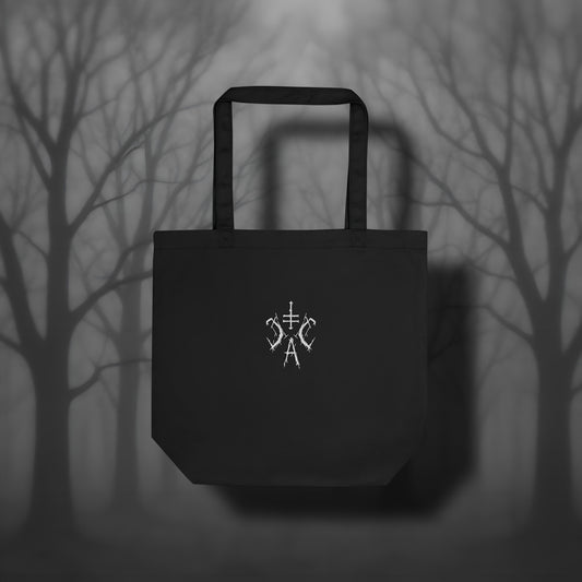 Schwarze Bio-Tote Bag mit weiß gesticktem Cultural Carnage Apparel Logo und langen Trägern – robuste Stofftasche im Gothic Streetwear Stil