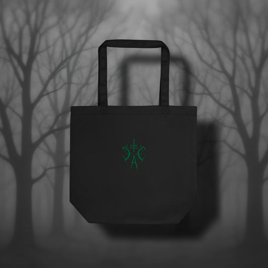 Schwarze Bio-Tote Bag mit dunkelgrün gesticktem Cultural Carnage Apparel Logo und langen Trägern – robuste Stofftasche im Gothic Streetwear Stil