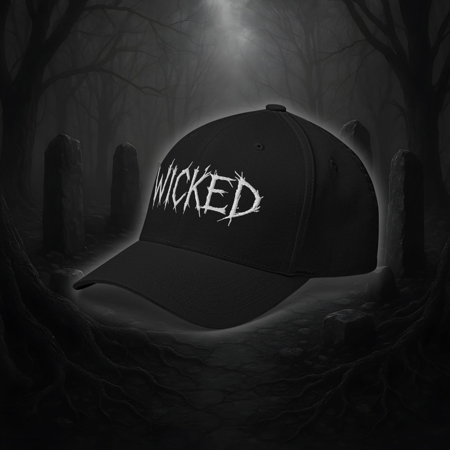 Flexfit Cap WICKED von Cultural Carnage in Schwarz mit silberner Schirmunterseite, 6-Panel-Struktur und elastischem Stretch-Band.