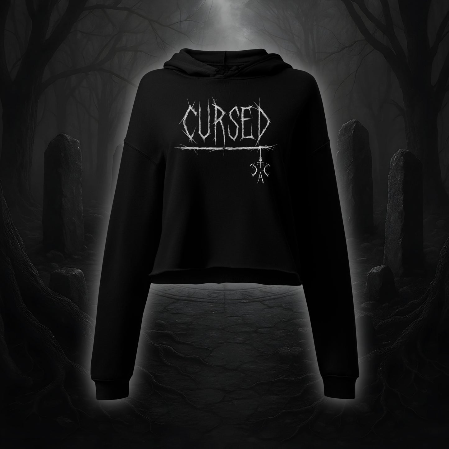 Schwarzer Crop Hoodie mit weißem Cultural Carnage Statement „CURSED“ im Attitude-Design