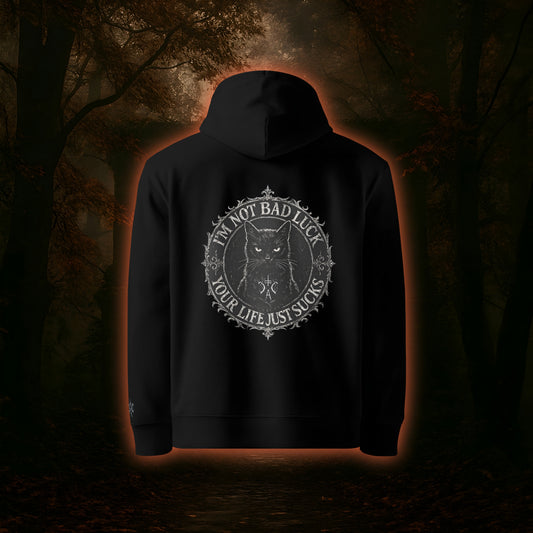 Schwarzer Hoodie mit großem Backprint. Eine schwarze Katze mit gotischem Rahmen und Statement "I'm not bad luck - your life just sucks".
